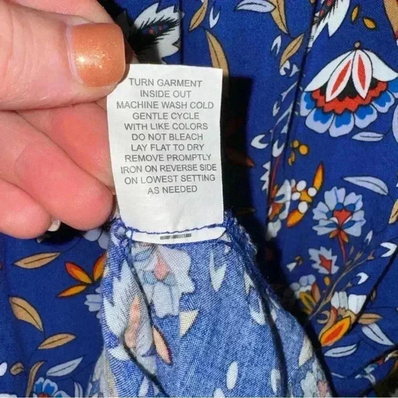 NY Collection Woman’s Blouse - Picture 4 of 4